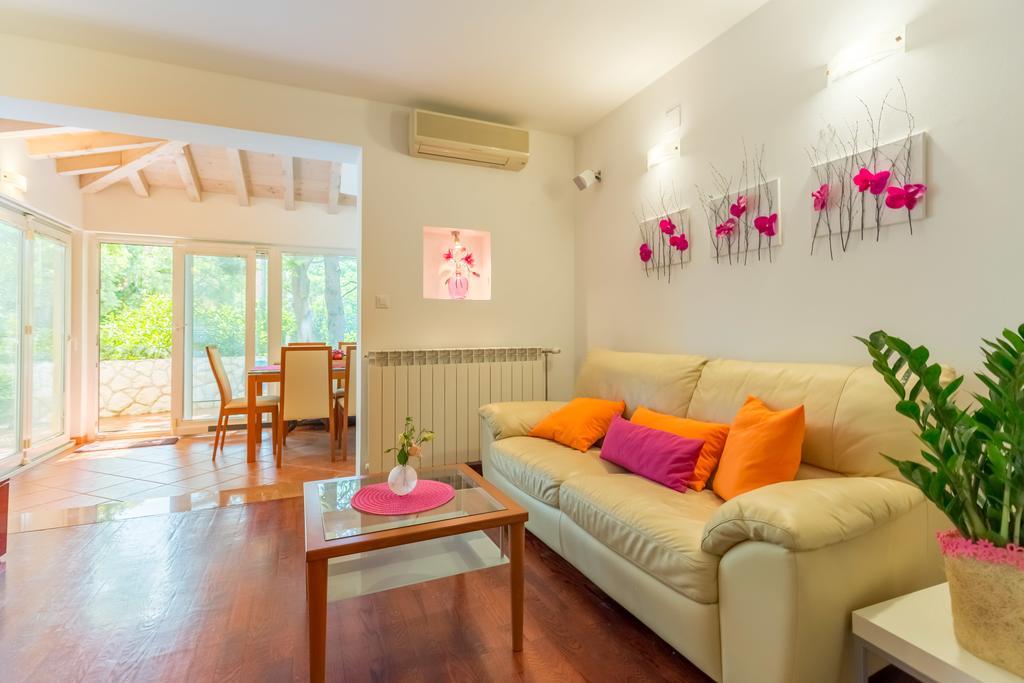 Leona & Borna'S Central Lapad Suites Dubrovnik Eksteriør bilde